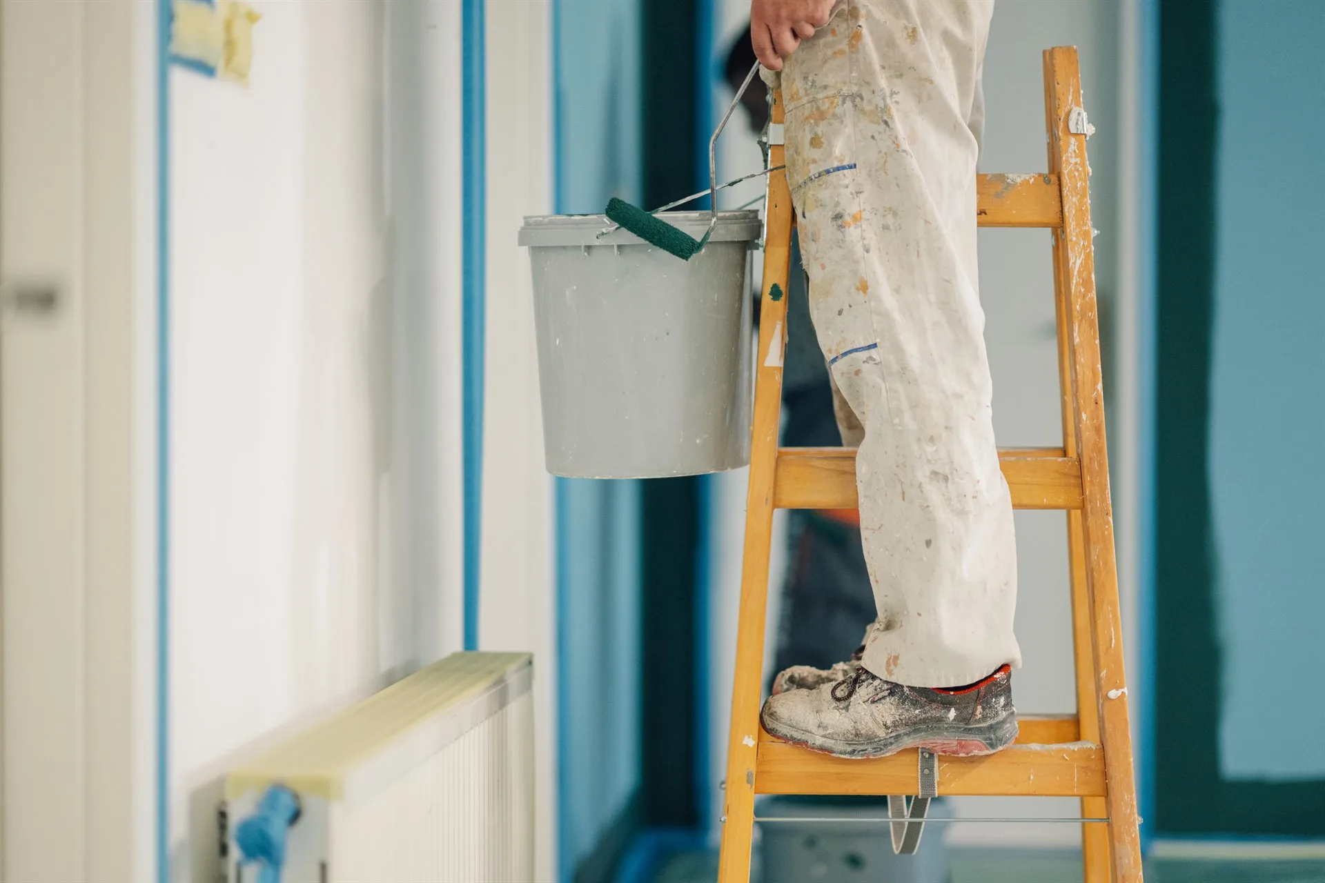 Painting & Decorating specialists in action